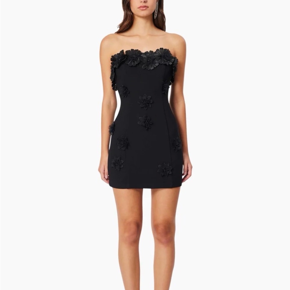 Elliatt Black Strapless Dress with Floral Details